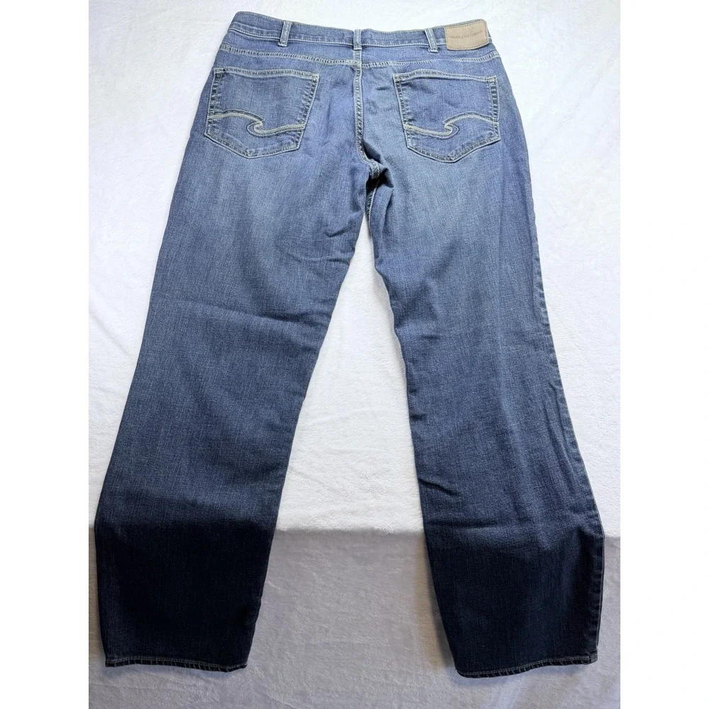 Silver Jeans Co Men's Eddie 34x34 (Fits 37x33) Straight Leg Blue Medium Wash
